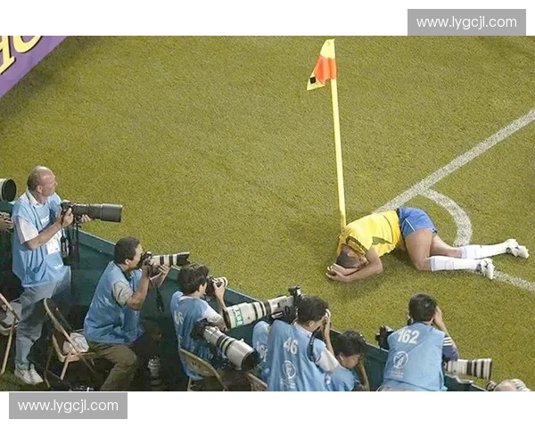 现场直播世界杯决赛精彩瞬间全程回顾与赛事深度解析 现场直播世界杯决赛精彩瞬间全程回顾与赛事深度解析